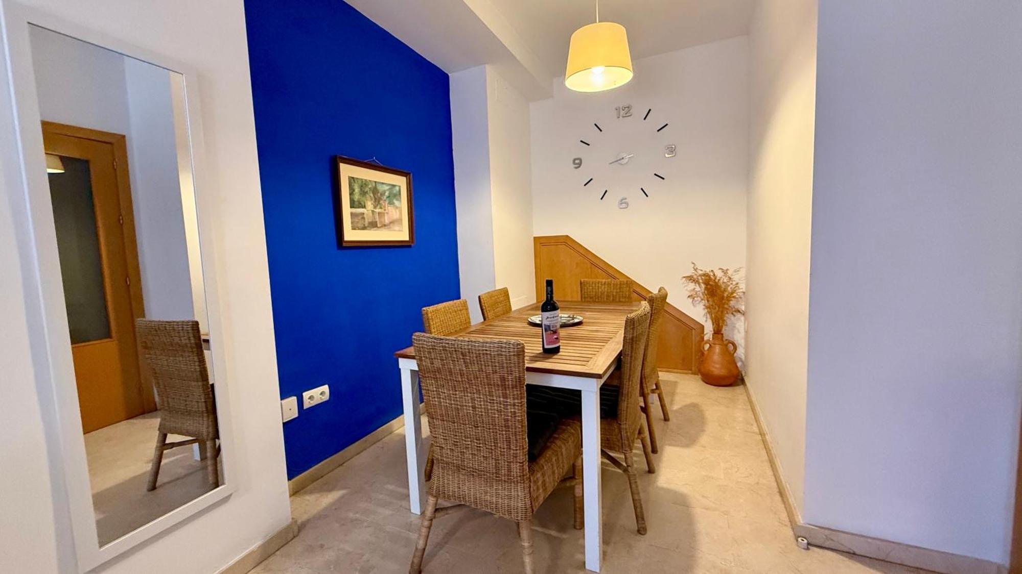 Apto T Patio Sevillano - Garaje Privado Apartament *